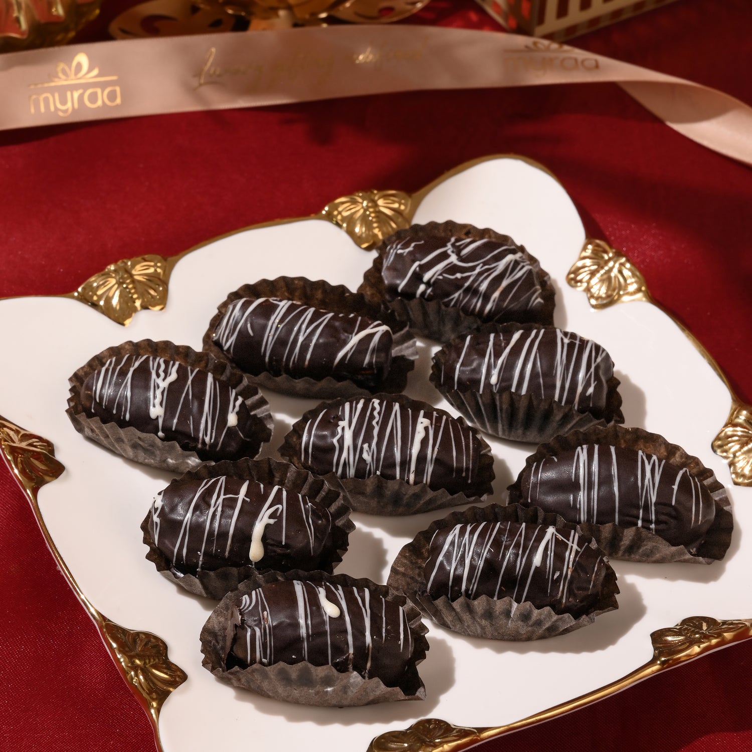DARK CHOCOLATE DATES