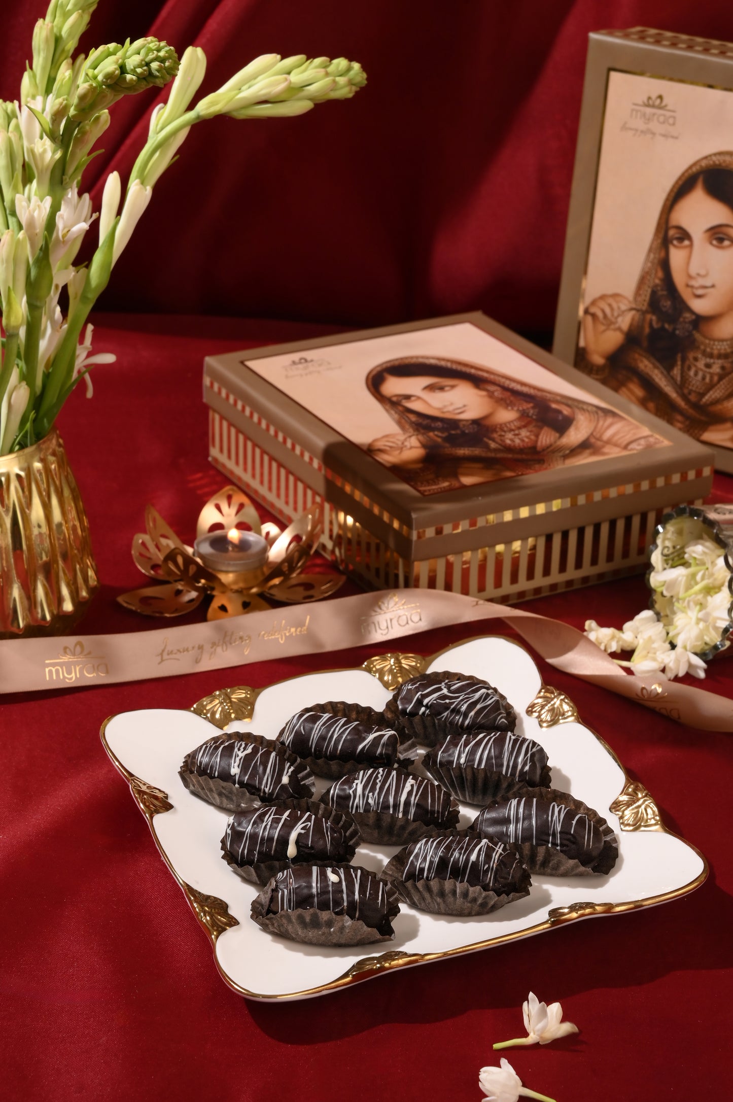 DARK CHOCOLATE DATES