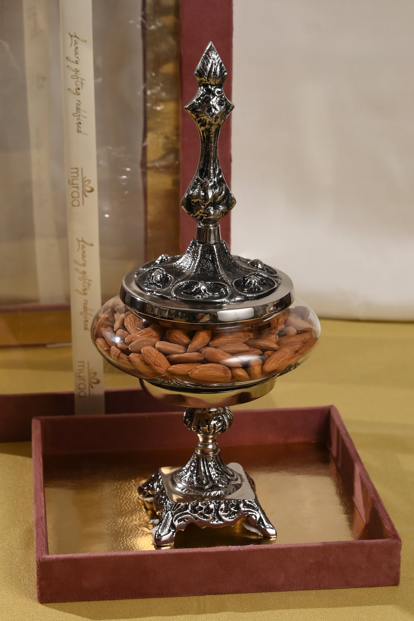 Regal Treasure Jar