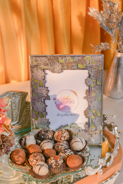 PETALS & TRUFFLES