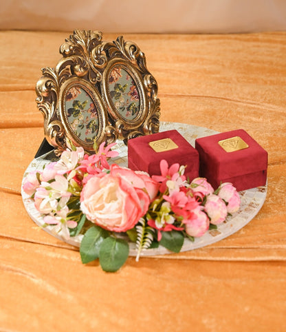 RING N ROSES