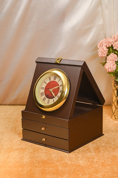 TIMELESS FESTIVE TREASURE