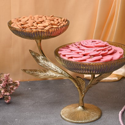 PETAL STAND